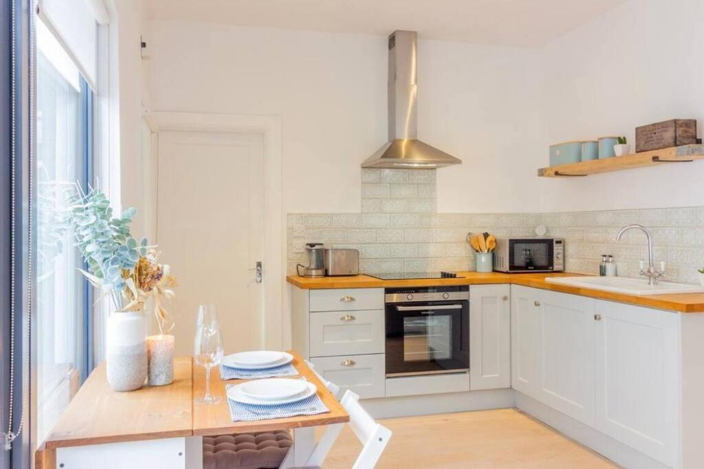 Newly Refurbished Traditional Cottage Blackrock Blackrock  Luaran gambar